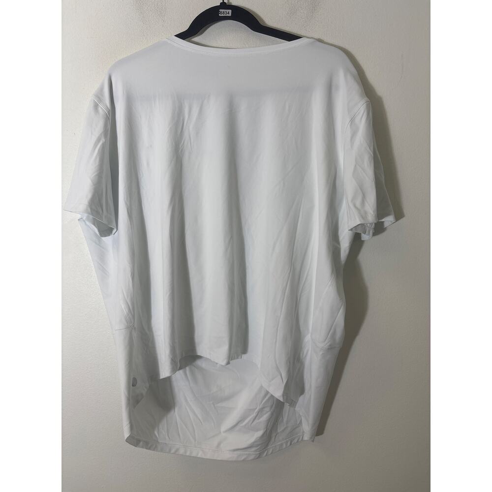 Bossi White Short Sleeve Athletic top Sz L